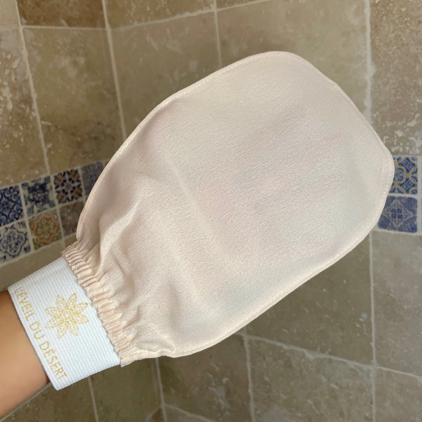 Gant exfoliant en soie 🧖‍♀️ - Rituels du hammam